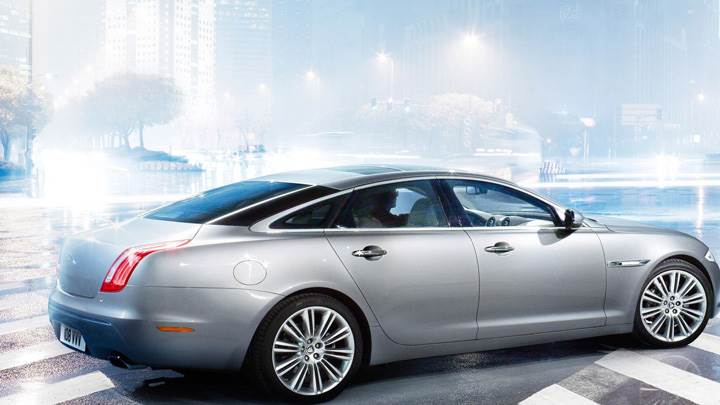 Jaguar XJ In Silver Side Pose